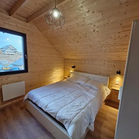 Moderne Pour 14 Pers Avec Parking Prive - Fr-1-814-121 Chalet Super Besse