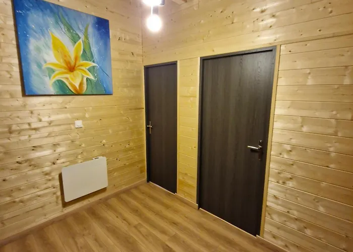 Moderne Pour 14 Pers Avec Parking Prive - Fr-1-814-121 Super Besse